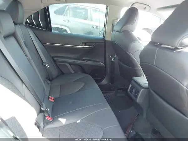 4T1K61AK0NU026672 2022 TOYOTA CAMRY - Image 8