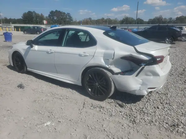 4T1K61AK0NU034156 2022 TOYOTA CAMRY - Image 2