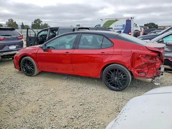 4T1K61AK0NU038207 2022 TOYOTA CAMRY - Image 2