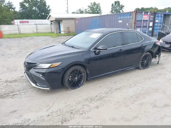 4T1K61AK0NU052835 2022 TOYOTA CAMRY - Image 2