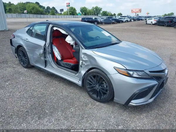 4T1K61AK0NU062314 2022 TOYOTA CAMRY - Image 1