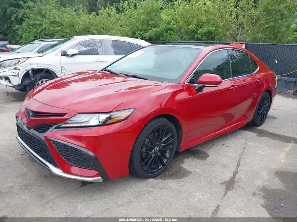4T1K61AK0NU066072 2022 TOYOTA CAMRY - Image 2