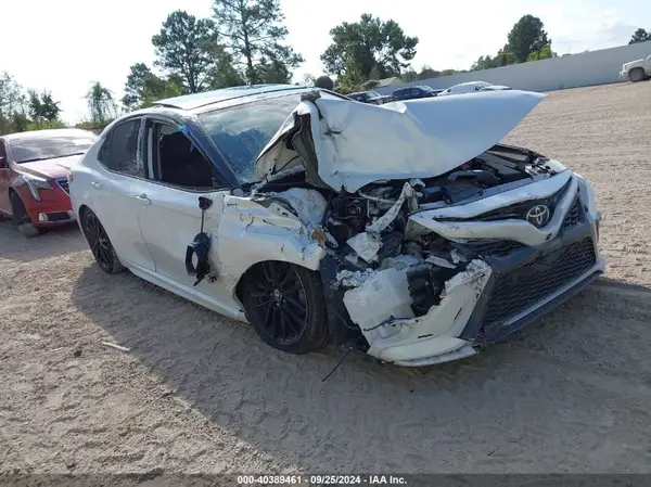 4T1K61AK0NU498760 2022 TOYOTA CAMRY - Image 1