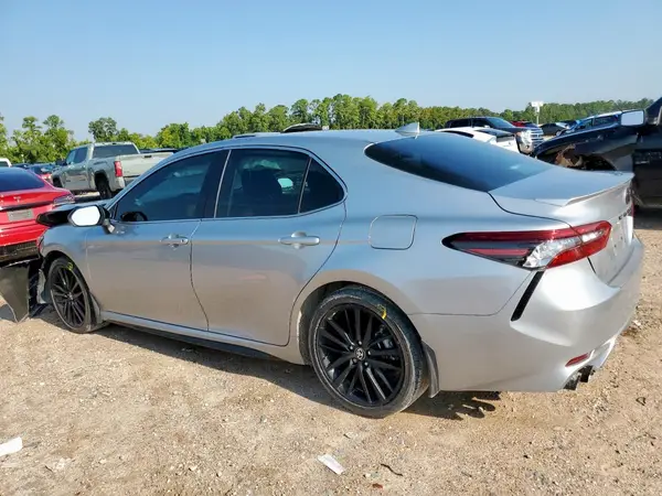 4T1K61AK0NU619111 2022 TOYOTA CAMRY - Image 2