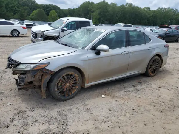 4T1K61AK0NU702134 2022 TOYOTA CAMRY - Image 1