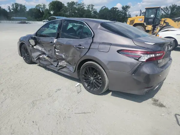 4T1K61AK0NU710069 2022 TOYOTA CAMRY - Image 2