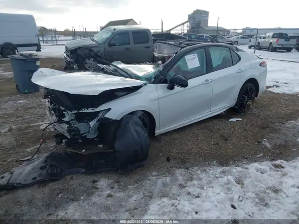 4T1K61AK0RU193023 2024 TOYOTA CAMRY - Image 2