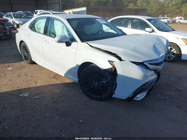 4T1K61AK0RU220057 2024 TOYOTA CAMRY - Image 1