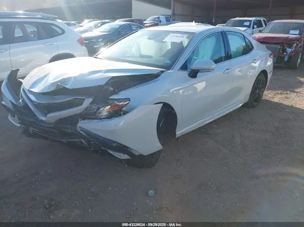 4T1K61AK0RU220057 2024 TOYOTA CAMRY - Image 2