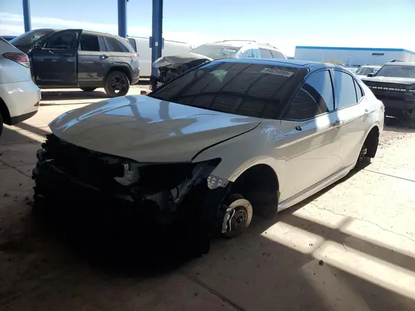 4T1K61AK0RU250675 2024 TOYOTA CAMRY - Image 1
