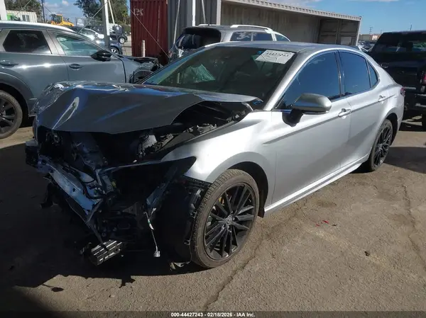 4T1K61AK0RU847406 2024 TOYOTA CAMRY - Image 2