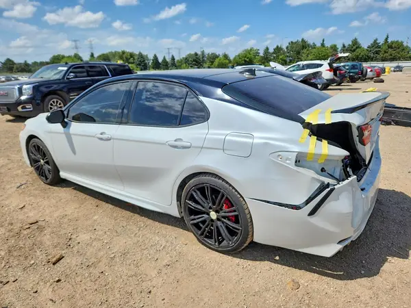 4T1K61AK1LU302337 2020 TOYOTA CAMRY - Image 2