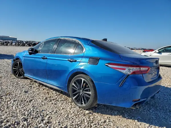 4T1K61AK1LU309465 2020 TOYOTA CAMRY - Image 2