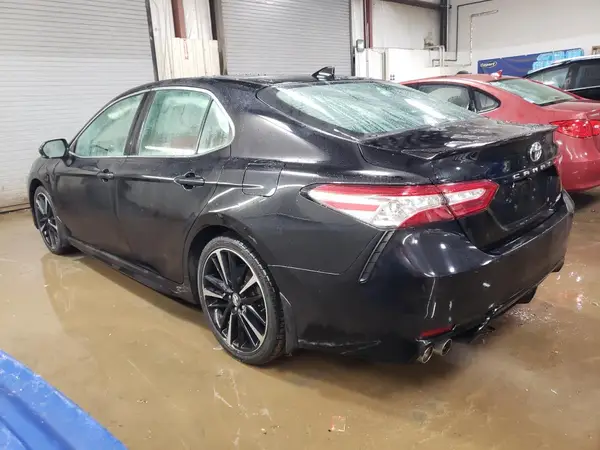 4T1K61AK1LU320546 2020 TOYOTA CAMRY - Image 2