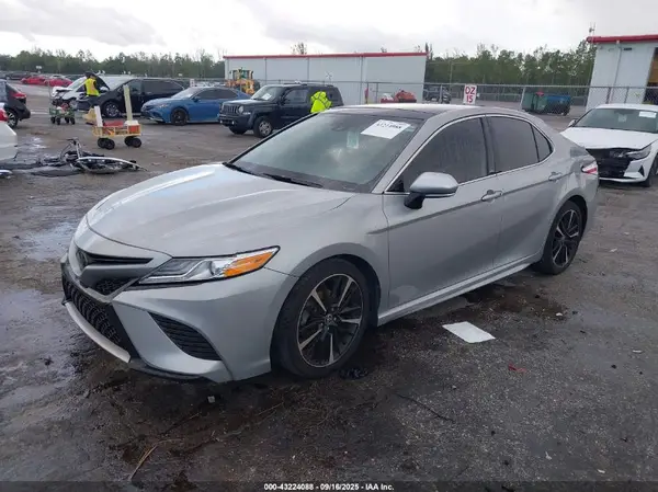 4T1K61AK1LU377328 2020 TOYOTA CAMRY - Image 2