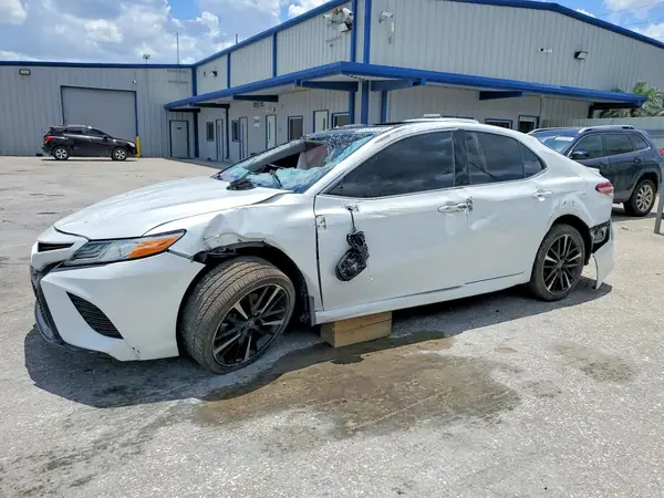 4T1K61AK1LU903831 2020 TOYOTA CAMRY - Image 1