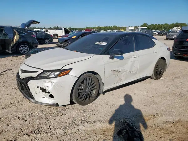 4T1K61AK1MU409714 2021 TOYOTA CAMRY - Image 1