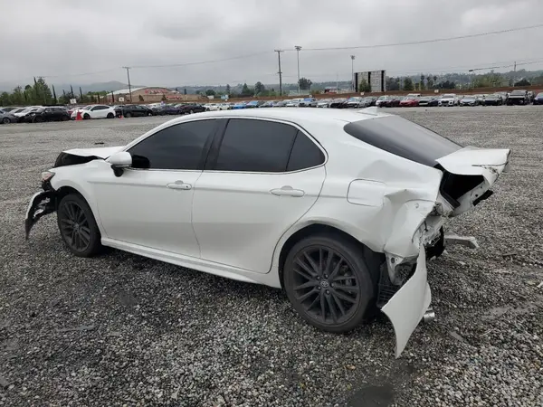 4T1K61AK1MU413455 2021 TOYOTA CAMRY - Image 2