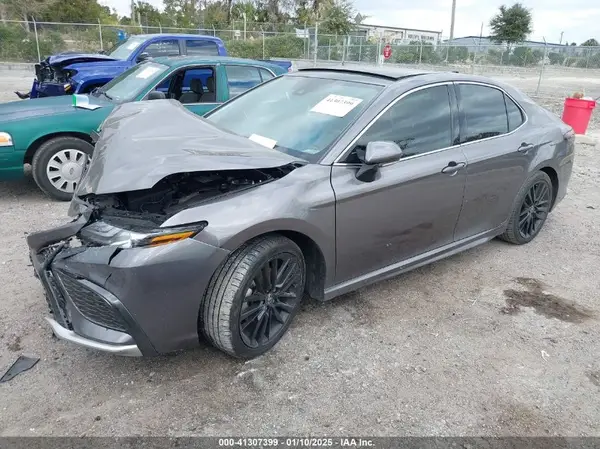 4T1K61AK1MU427887 2021 TOYOTA CAMRY - Image 2
