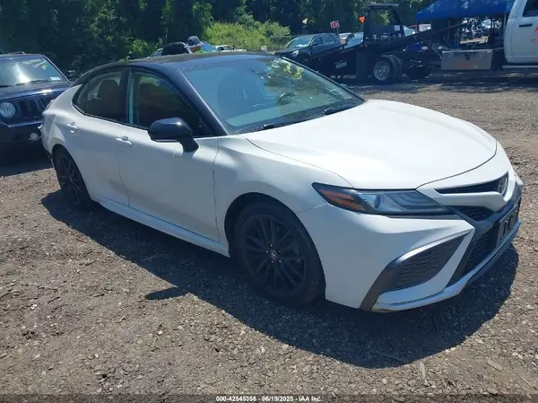 4T1K61AK1MU431051 2021 TOYOTA CAMRY - Image 1