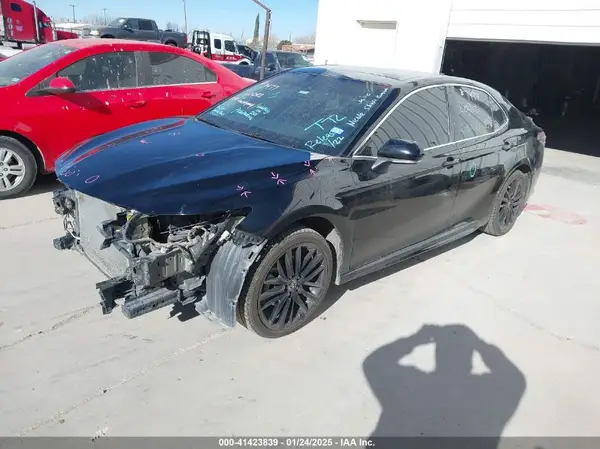 4T1K61AK1MU443457 2021 TOYOTA CAMRY - Image 2