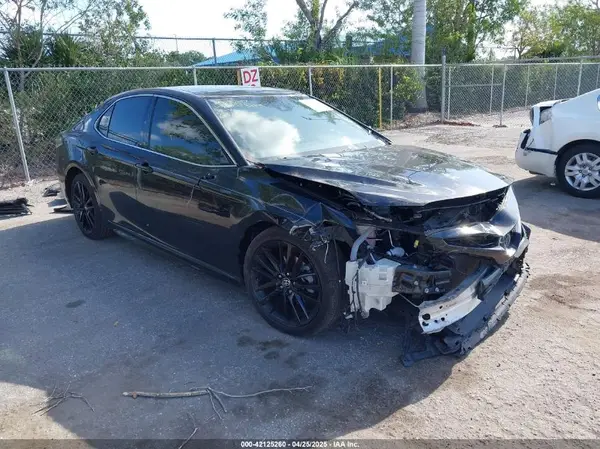 4T1K61AK1MU454118 2021 TOYOTA CAMRY - Image 1
