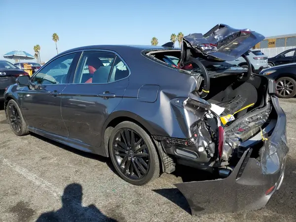 4T1K61AK1MU459075 2021 TOYOTA CAMRY - Image 2