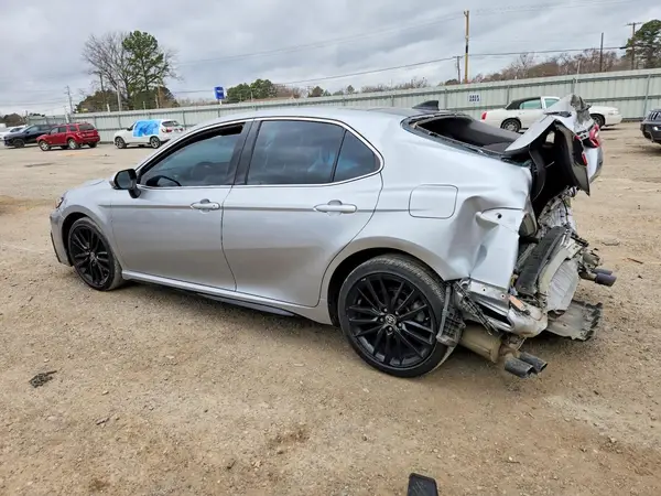 4T1K61AK1MU522854 2021 TOYOTA CAMRY - Image 2