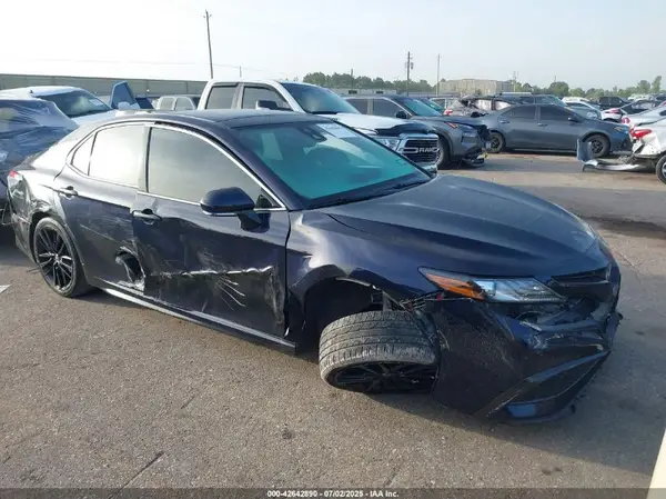 4T1K61AK1MU523941 2021 TOYOTA CAMRY - Image 1