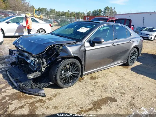 4T1K61AK1MU531229 2021 TOYOTA CAMRY - Image 2