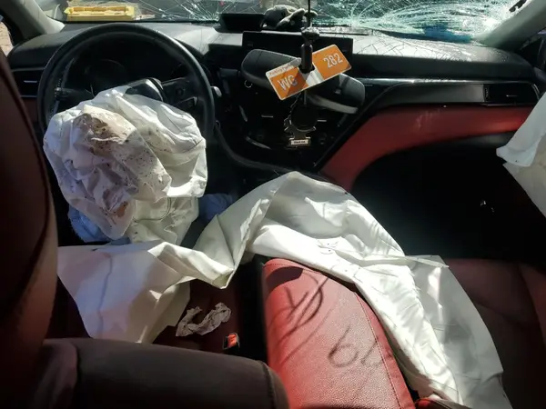 4T1K61AK1MU546717 2021 TOYOTA CAMRY - Image 8