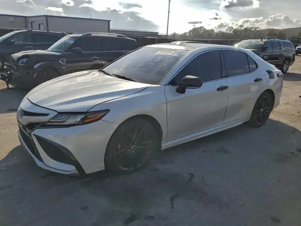 4T1K61AK1MU551111 2021 TOYOTA CAMRY - Image 1