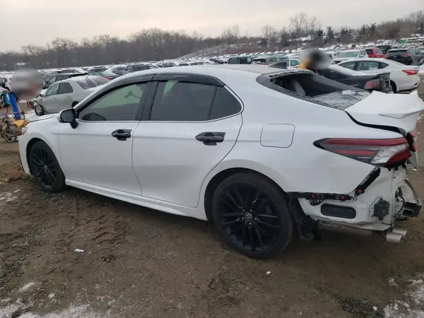 4T1K61AK1MU557295 2021 TOYOTA CAMRY - Image 2