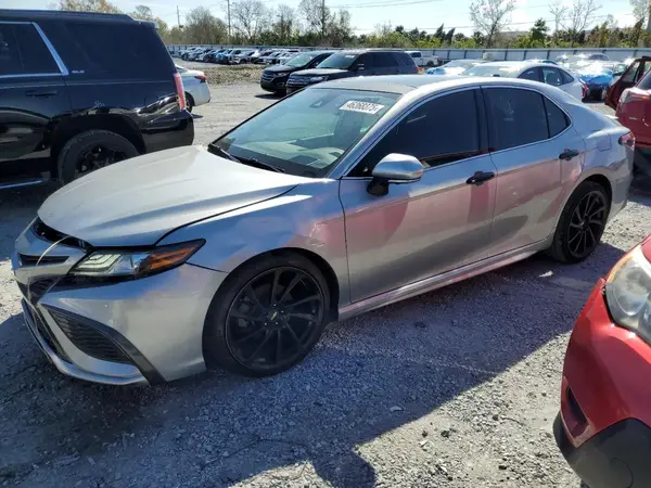 4T1K61AK1MU565946 2021 TOYOTA CAMRY - Image 1