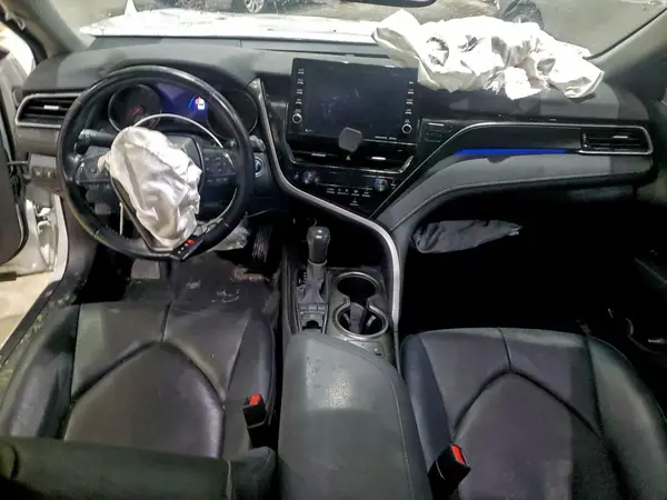 4T1K61AK1MU613672 2021 TOYOTA CAMRY - Image 8