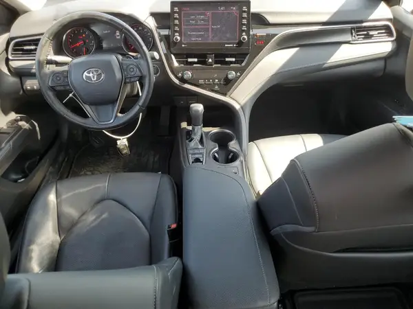 4T1K61AK1NU003658 2022 TOYOTA CAMRY - Image 8