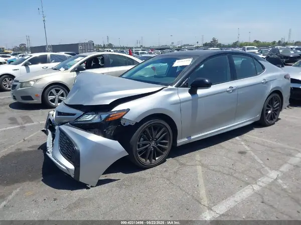 4T1K61AK1NU009654 2022 TOYOTA CAMRY - Image 2