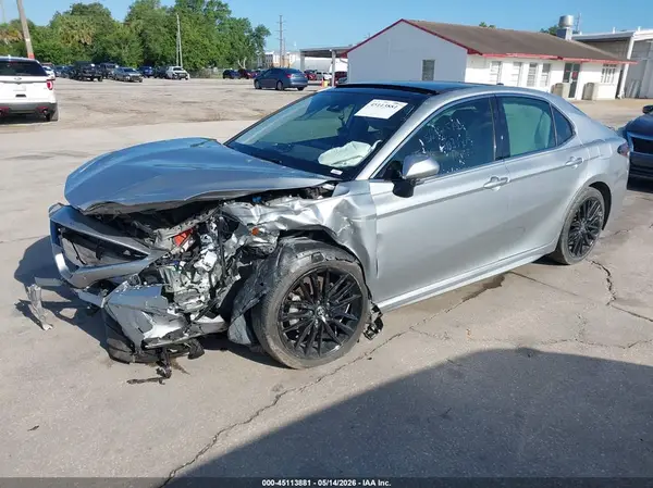 4T1K61AK1NU011047 2022 TOYOTA CAMRY - Image 2