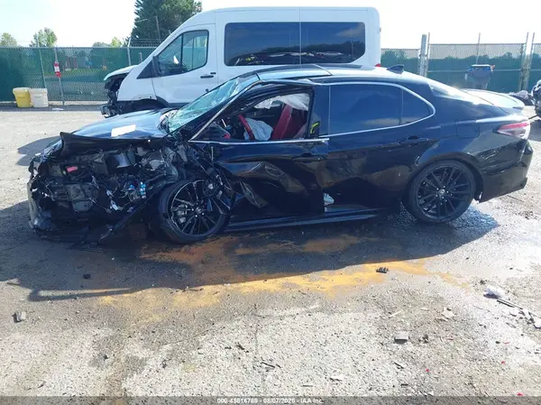 4T1K61AK1NU016099 2022 TOYOTA CAMRY - Image 2