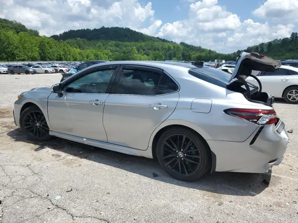 4T1K61AK1NU020671 2022 TOYOTA CAMRY - Image 2