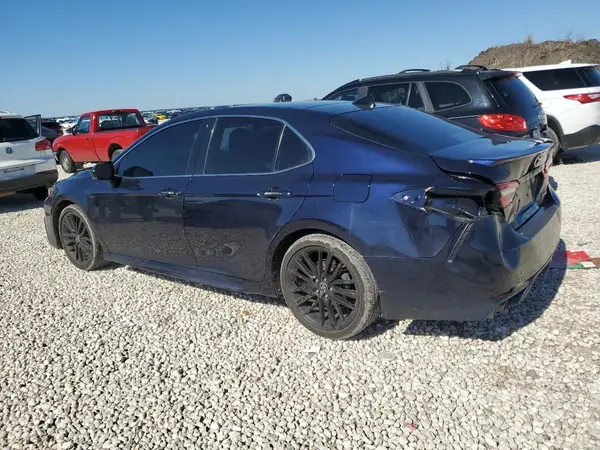 4T1K61AK1NU021383 2022 TOYOTA CAMRY - Image 2
