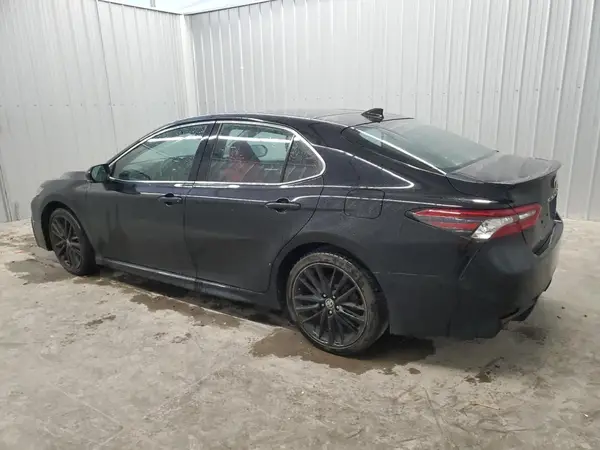 4T1K61AK1NU032061 2022 TOYOTA CAMRY - Image 2