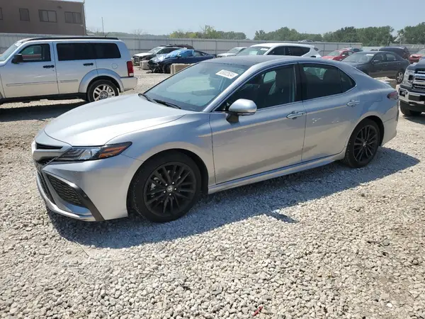 4T1K61AK1NU066534 2022 TOYOTA CAMRY - Image 1