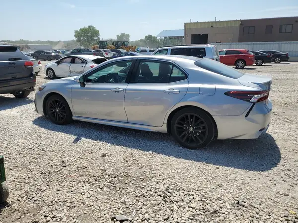 4T1K61AK1NU066534 2022 TOYOTA CAMRY - Image 2