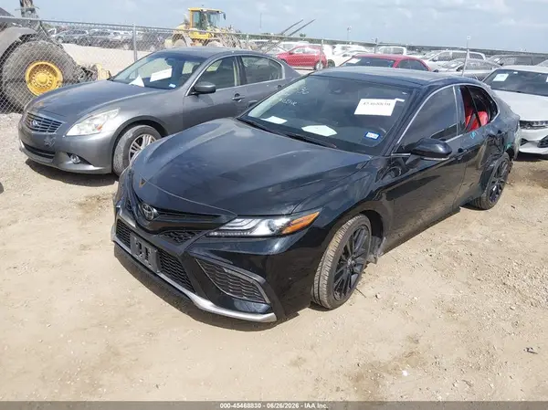 4T1K61AK1NU708265 2022 TOYOTA CAMRY - Image 2