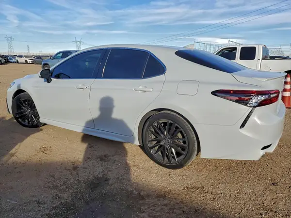 4T1K61AK1PU138321 2023 TOYOTA CAMRY - Image 2