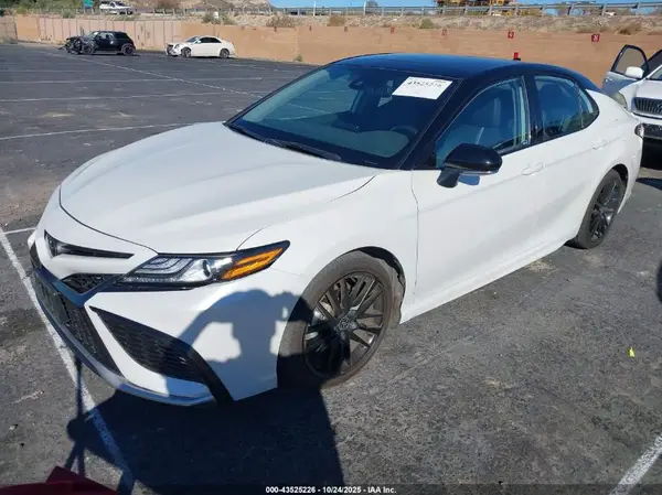 4T1K61AK1PU161677 2023 TOYOTA CAMRY - Image 2