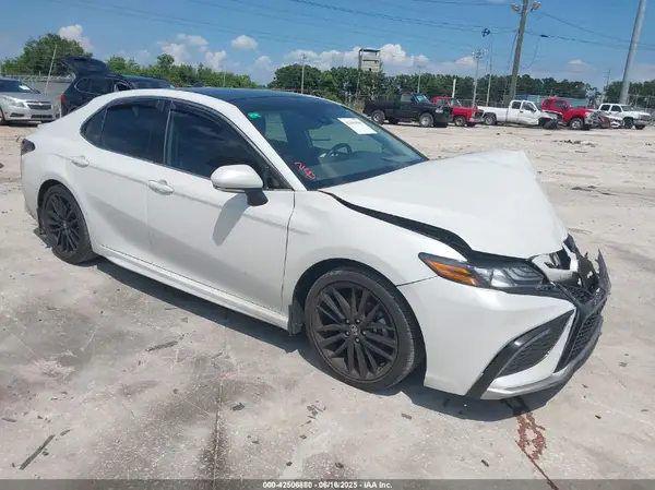 4T1K61AK1PU161873 2023 TOYOTA CAMRY - Image 1