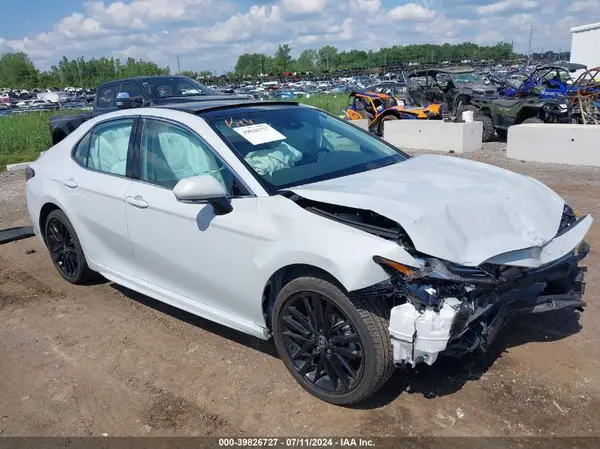 4T1K61AK1RU189028 2024 TOYOTA CAMRY - Image 1