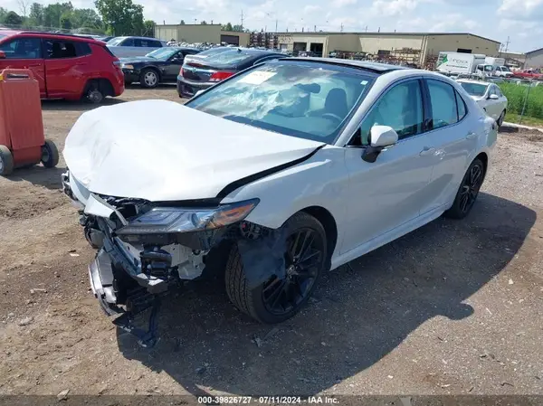 4T1K61AK1RU189028 2024 TOYOTA CAMRY - Image 2